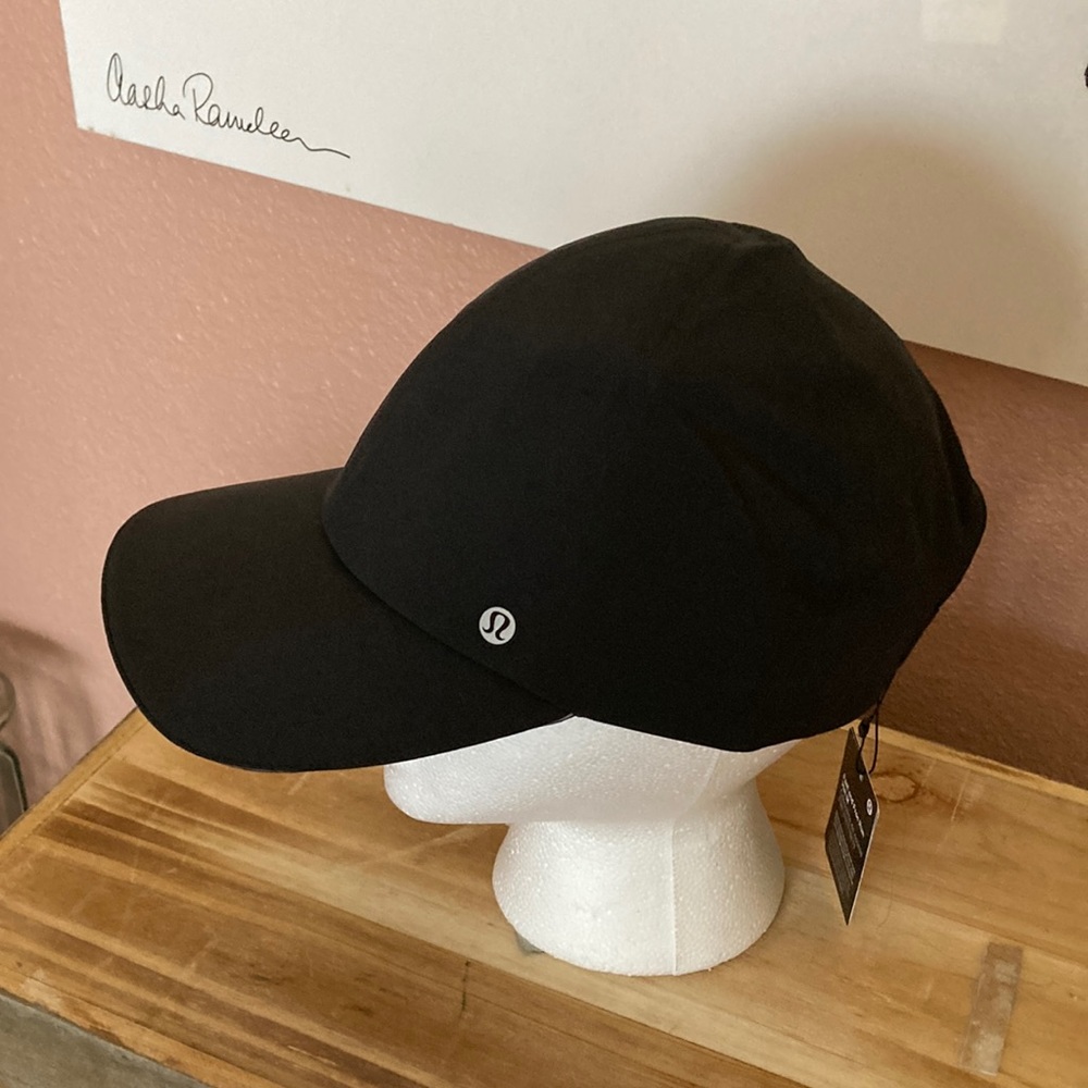 LuLulemon  hat